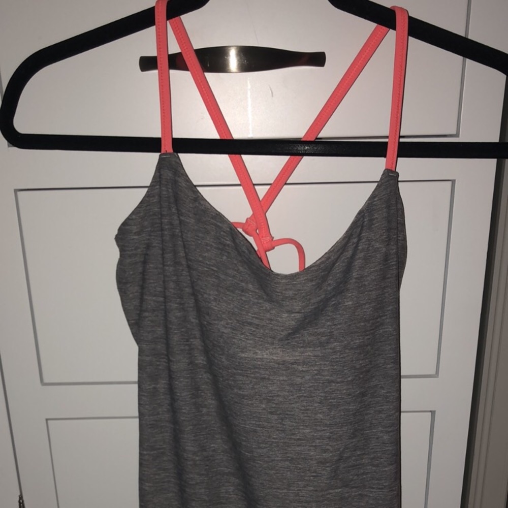 Lululemon yoga tank